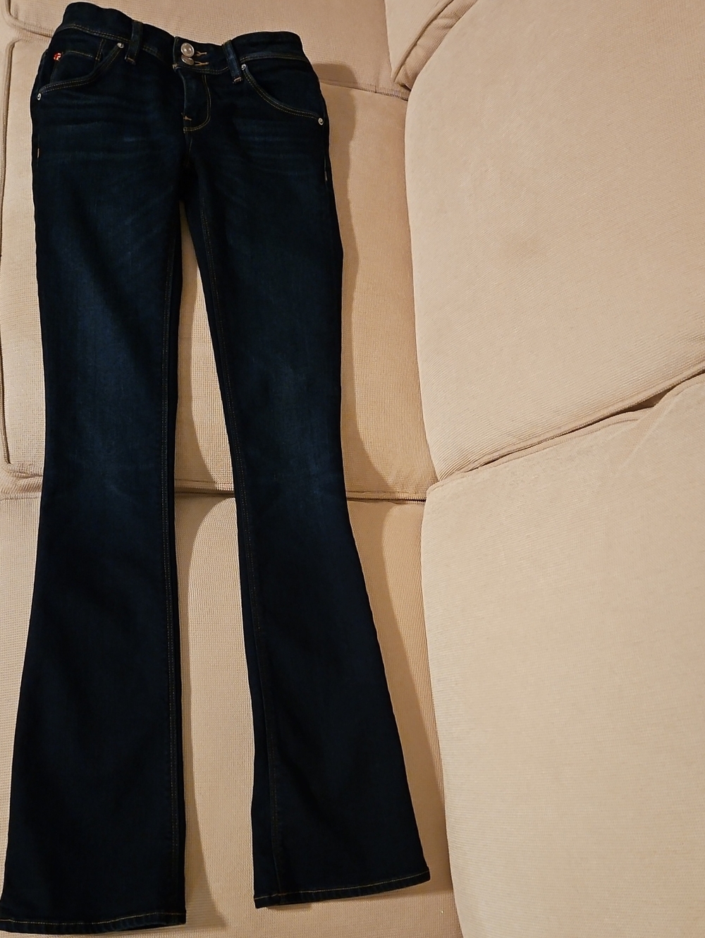Hudson Beth Mid Rise Baby Bootcut Flap Pocket Jeans Dark Wash 23